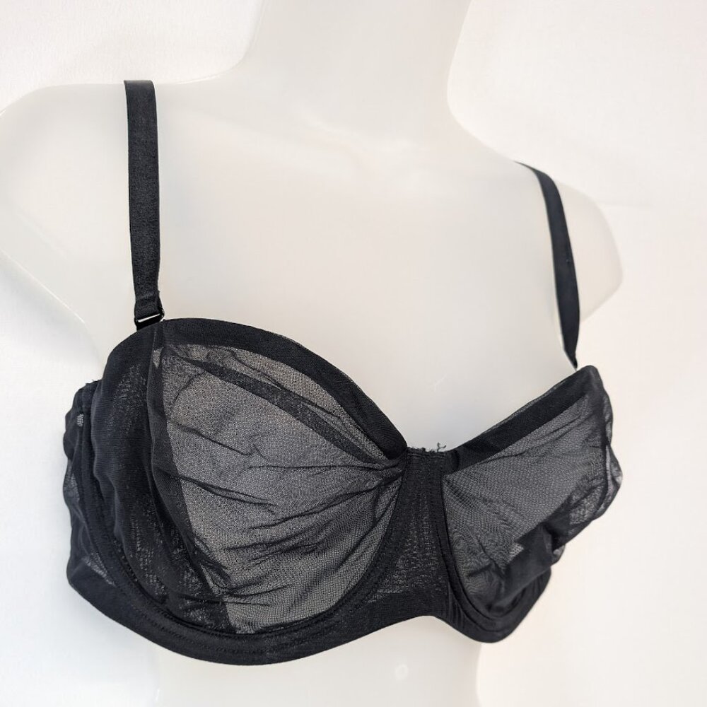 NWT SKIMS Unlined Demi Bra - ONYX - 40D